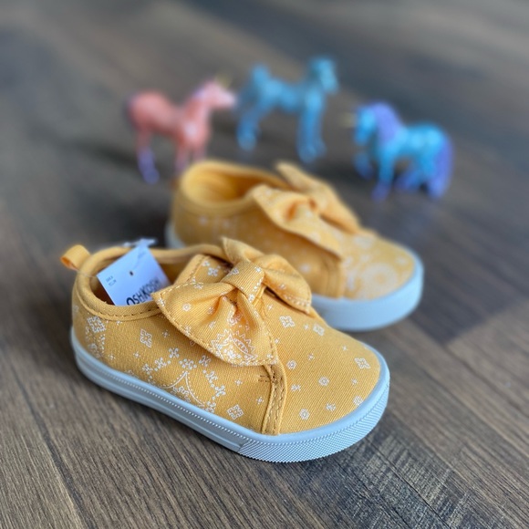 OshKosh B'gosh Other - OSHKOSH Yellow Paisley Slip On Sneakers
